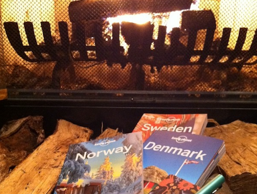 Winter solstice is December 21, just around the corner! Click through for fun ideas on celebrating with hygge this year the Wings, Worms, and Wonder way!