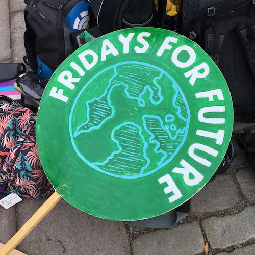 Swedish winter life, acting with grace, climate action, and a personal message from Greta! Click to discover them all in this Wings, Worms, and Wonder post!